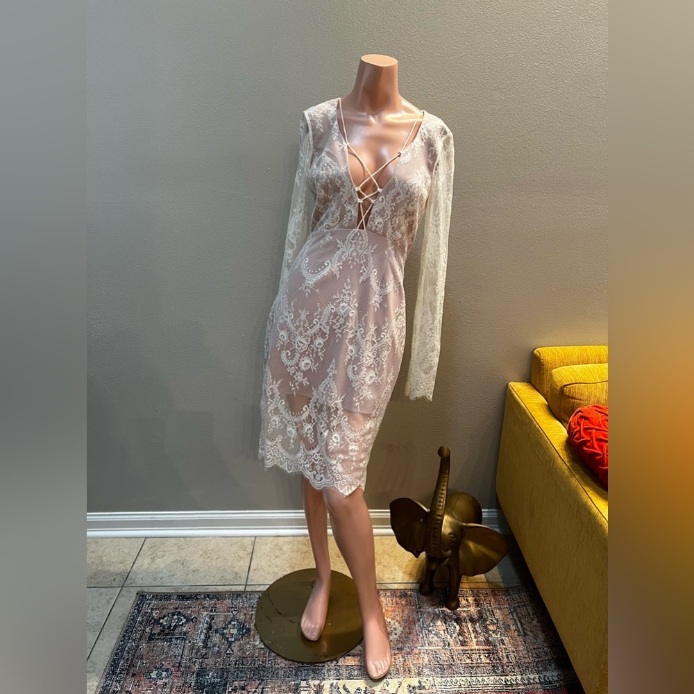 STYLESTALKER Lace Long Sleeve Bridal Cocktail Dress